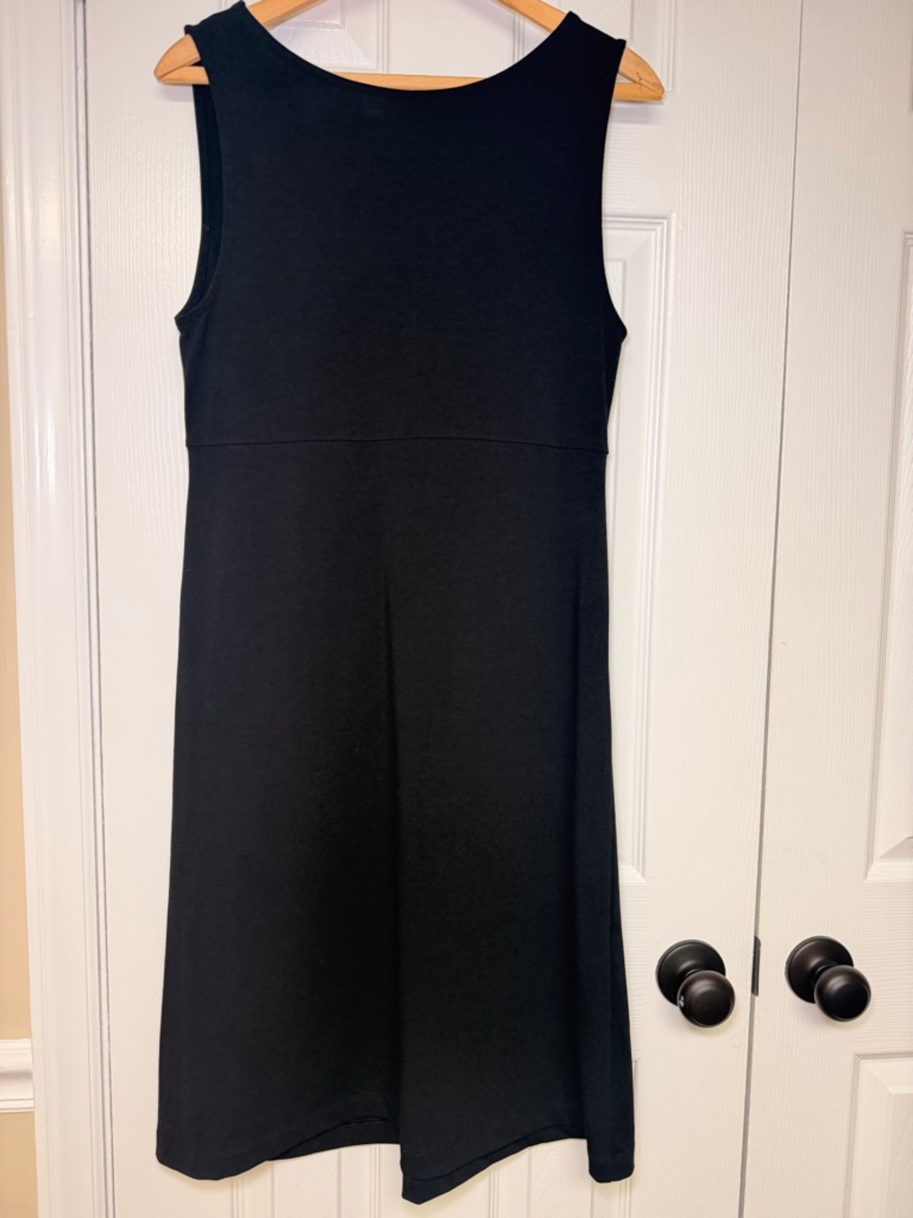Eddie Bauer Travex Aster Knot Dress M Black Active Travel UPF50 Outdoor Hiking - Picture 5 of 9